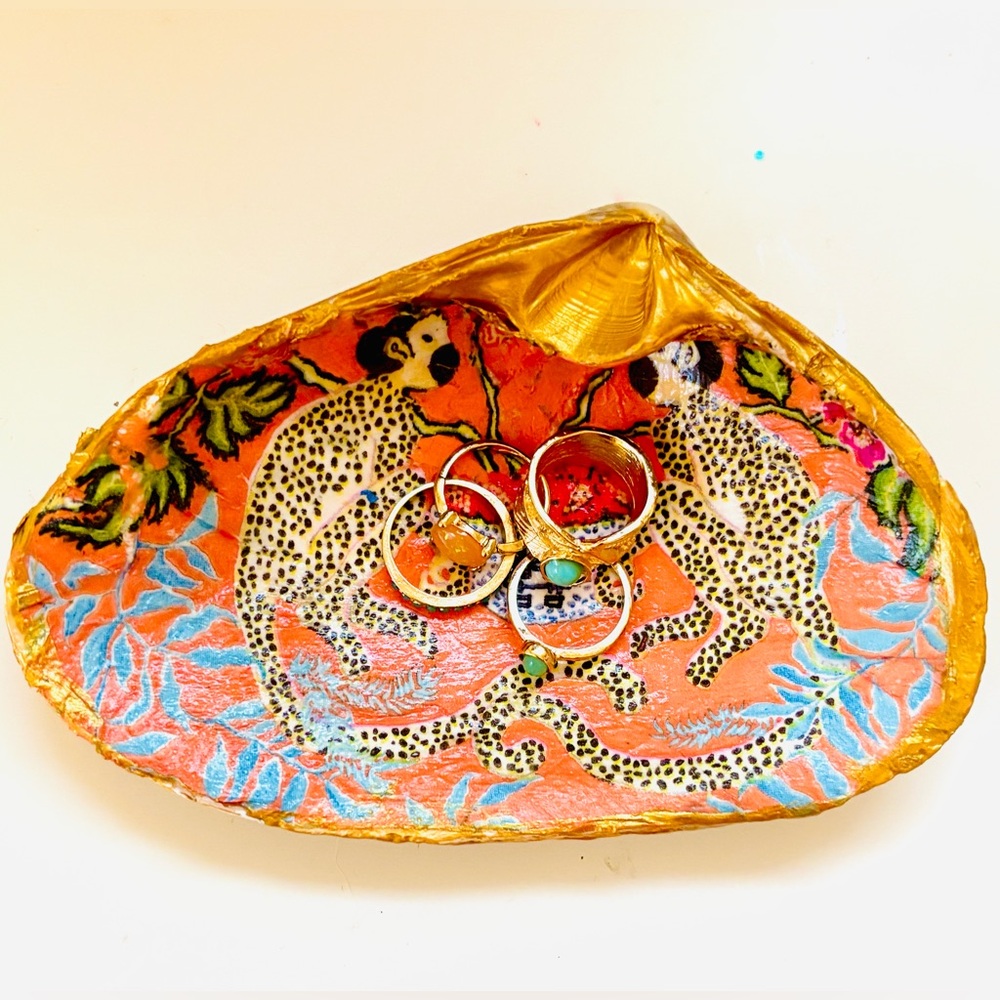 Handcrafted Clam Shell Ring Dish With Monkey & Floral Decoupage Design.